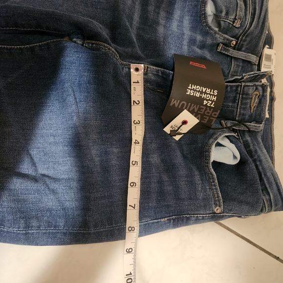 NWT Levi high rise straight jeans - Picture 7 of 10